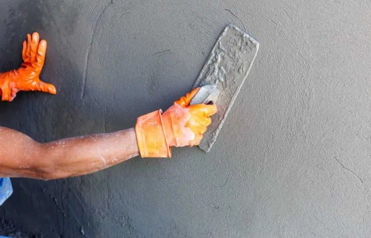 Enduit pour rattraper un mur, Cannes, Varela Sanches Manuel